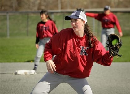 girls softball2