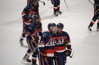 hockey_good_pic.jpeg hockey_good_pic.jpeg
